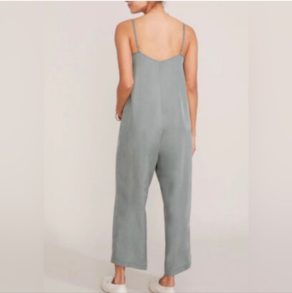HATCH Maternity Frankie Green Sleeveless Wide Leg Ruffle Jumpsuit - Picture 3 of 13